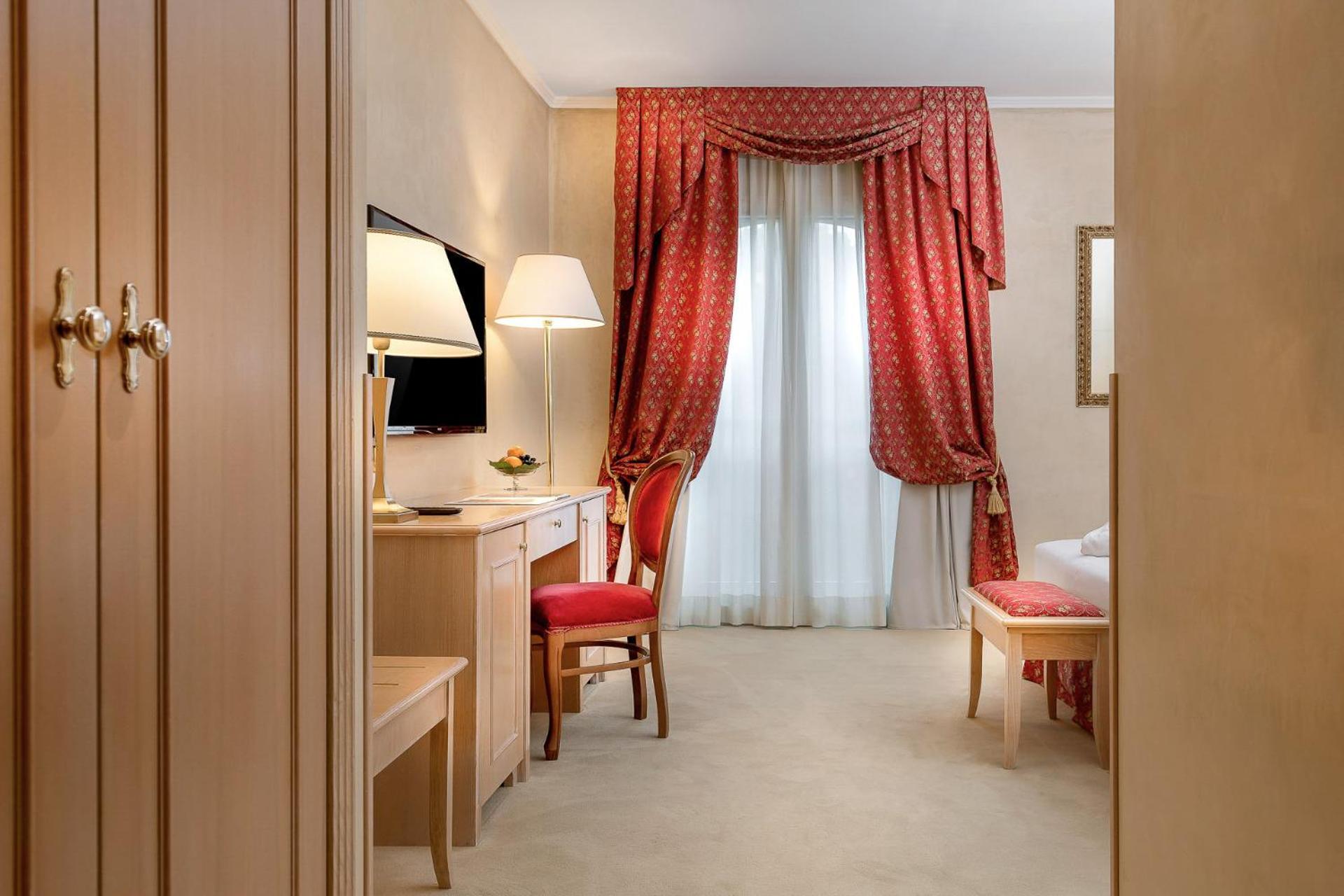 Hotel De Londres Rimini Room photo