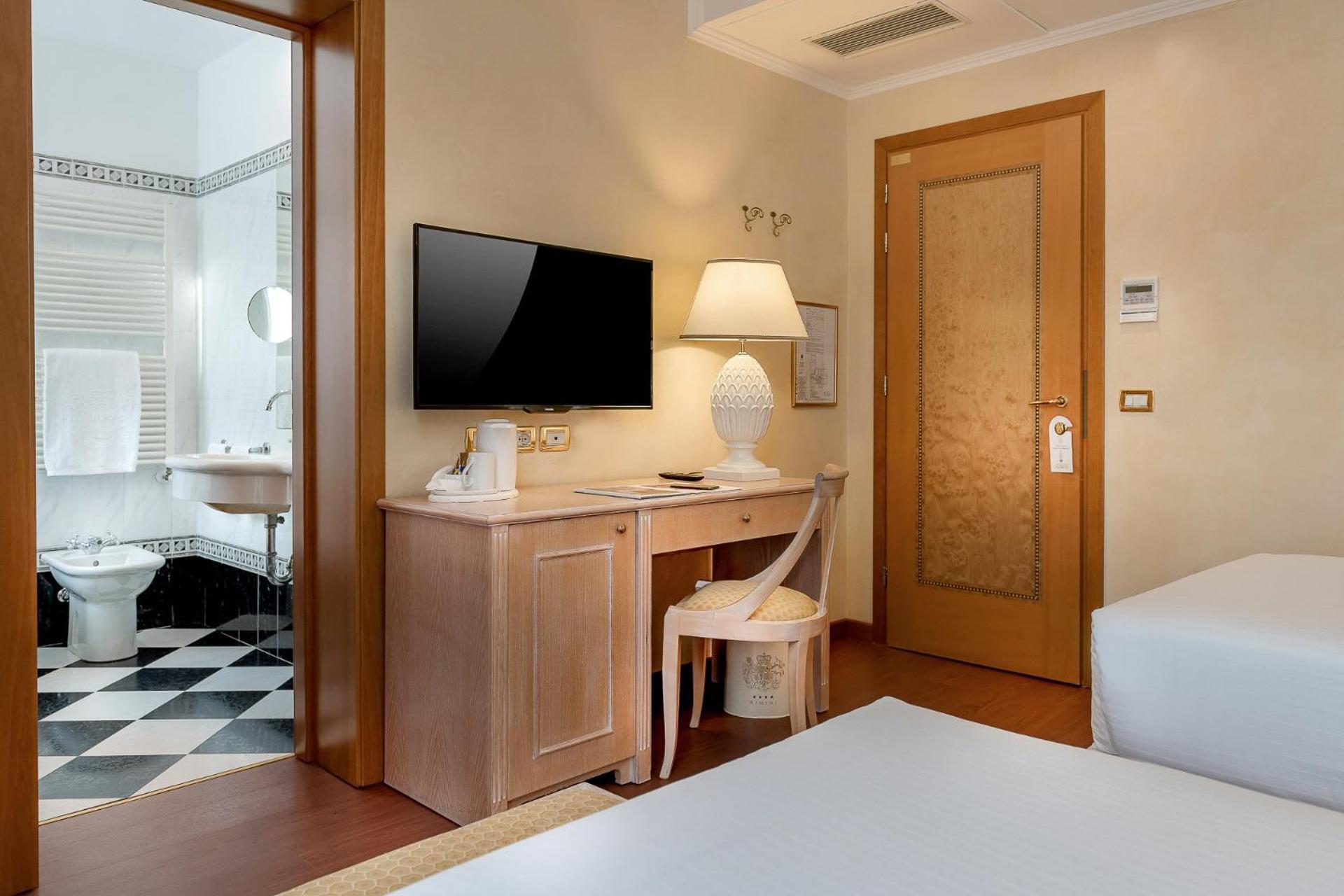 Hotel De Londres Rimini Room photo